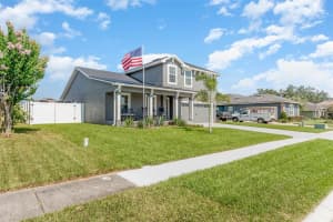 132 BENTLEY OAKS BLVD, AUBURNDALE, FL 33823 Sold 09/26/22