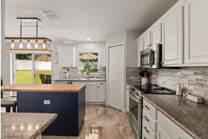 35 ZACHARY WADE ST, WINTER GARDEN, FL 34787 Sold 08/05/22