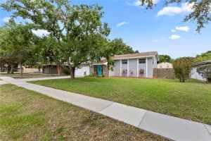 8038 LAUREL TREE DR, ORLANDO, FL 32819 Sold 07/25/22