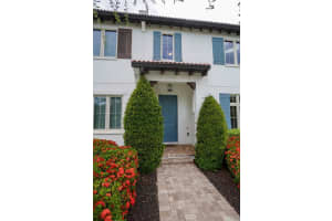 8932 BISMARCK PALM DR, WINTER GARDEN, FL 34787 Sold 08/24/22
