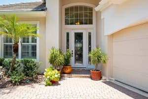 10950 WOODCHASE CIR, ORLANDO, FL 32836 Sold 11/08/22