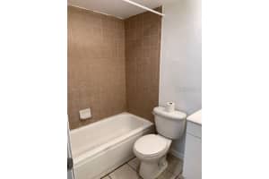 7624 FOREST CITY RD #E, ORLANDO, FL 32810 Sold 10/06/22