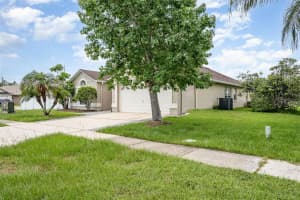 706 EAGLE POINTE S, KISSIMMEE, FL 34746 Sold 07/22/22