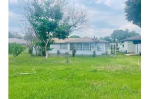 24 PINE RUN, HAINES CITY, FL 33844 Sold 08/19/22