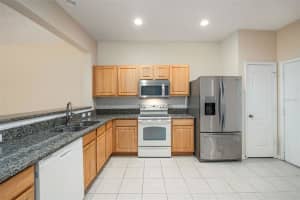 5042 POND RIDGE DR, RIVERVIEW, FL 33578 Sold 09/23/22