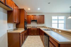 636 DARTFORD CT, DEBARY, FL 32713 Sold 04/07/23