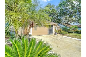 128 N BRISTOL CIR, SANFORD, FL 32773 Sold 08/01/22