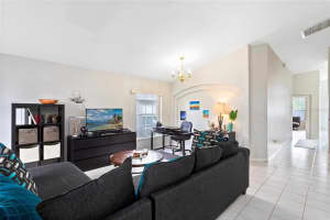 4111 FOREST ISLAND DR, ORLANDO, FL 32826 Sold 08/03/22