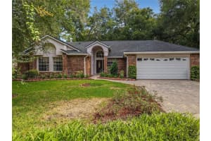 720 SWAYING PINE WAY, DELAND, FL 32724 Sold 09/02/22