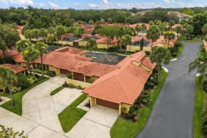 5001 MAUI CIR #1, ORLANDO, FL 32808 Sold 08/22/22