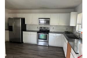 1055 CHALCEDONY ST, KISSIMMEE, FL 34744 Sold 10/31/22