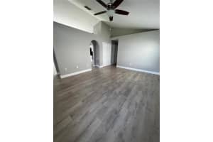 345 SQUIRES GROVE DR, WINTER HAVEN, FL 33880 Sold 08/10/22