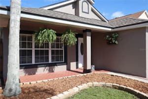 2433 WOODS EDGE CIR, ORLANDO, FL 32817 Sold 08/03/22