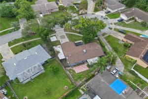525 EASTPORT DR, LONGWOOD, FL 32750 Sold 08/22/22