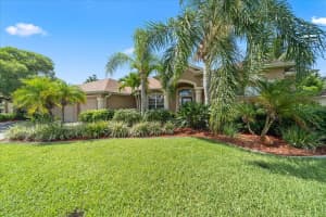 811 SPANISH CAY DR, MERRITT ISLAND, FL 32952 Sold 08/10/22