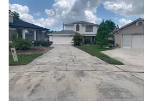 809 HORSESHOE BAY DR, KISSIMMEE, FL 34741 Sold 01/23/23
