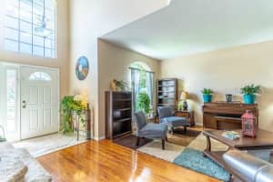 932 KHINGAN CT, APOPKA, FL 32712 Sold 08/02/22