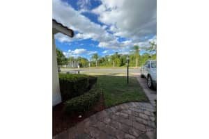 225 HUMMINGBIRD PASS, DAVENPORT, FL 33896 Sold 07/25/22