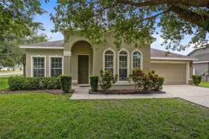 1985 BLACKBIRD DR, APOPKA, FL 32703 Sold 08/18/22