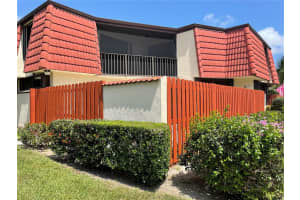 3653 VICTORIA DR, WEST PALM BEACH, FL 33406 Sold 08/15/22
