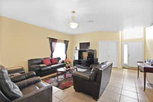 7733 NEWLAN DR, ORLANDO, FL 32818 Sold 08/09/22