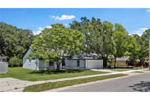 208 HARBOR DR, WINTER GARDEN, FL 34787 Sold 03/22/23