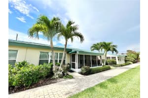 5860 MIDNIGHT PASS RD #18, SARASOTA, FL 34242 Sold 05/01/23