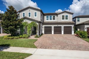 1652 HOLCOMB CREEK ST, WINTER GARDEN, FL 34787 Sold 10/05/22