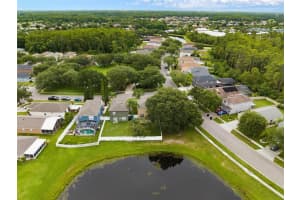 2107 HEATHWOOD CIR, ORLANDO, FL 32828 Sold 07/26/22