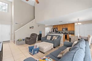 2107 HEATHWOOD CIR, ORLANDO, FL 32828 Sold 07/26/22