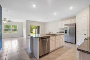 5327 TIMBERLAND AVE, SAINT CLOUD, FL 34771 Sold 08/03/22