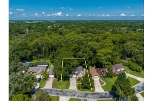 896 OAK LEAF CT, ALTAMONTE SPRINGS, FL 32714 Sold 07/30/22