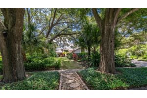 7826 COWAN CT, ORLANDO, FL 32835 Sold 08/15/22
