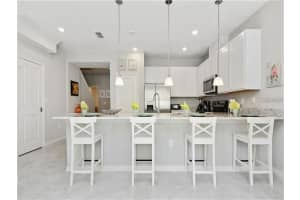 5162 ADELAIDE DR, KISSIMMEE, FL 34746 Sold 09/19/22