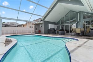 8407 ISLAND PALM CIR, ORLANDO, FL 32835 Sold 08/15/22