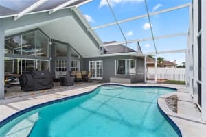 8407 ISLAND PALM CIR, ORLANDO, FL 32835 Sold 08/15/22