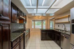 1951 LOST PINE LN, APOPKA, FL 32712 Sold 08/30/22