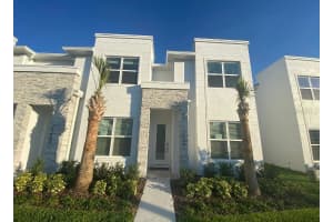 17438 HIDDEN FOREST DR, CLERMONT, FL 34714 Sold 06/14/23