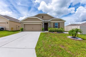 909 SHADY TREE LN, DAVENPORT, FL 33897 Sold 02/24/23