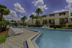 4151 S SEMORAN BLVD #2, ORLANDO, FL 32822 Sold 08/05/22