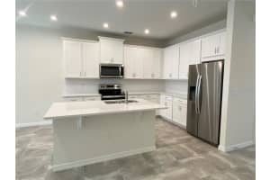15967 MARINA BAY DR, WINTER GARDEN, FL 34787 Sold 08/05/22