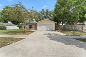 7748 PINEAPPLE DR, ORLANDO, FL 32835 Sold 12/06/22
