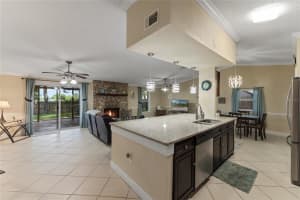 7748 PINEAPPLE DR, ORLANDO, FL 32835 Sold 12/06/22