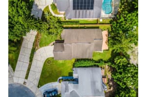 381 RIVER CHASE DR, ORLANDO, FL 32807 Sold 08/29/22