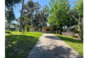 2350 VALLEY DR, APOPKA, FL 32703 Sold 08/19/22