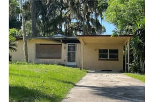 2350 VALLEY DR, APOPKA, FL 32703 Sold 08/19/22