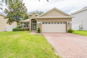 2520 VALHALLA DR, TAVARES, FL 32778 Sold 08/10/22