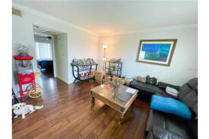 115 OYSTER BAY CIR #260, ALTAMONTE SPRINGS, FL 32701 Sold 08/12/22