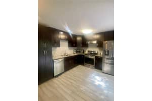 5358 REGAL OAK CIR, ORLANDO, FL 32810 Sold 08/11/22