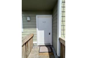 142 SCOTTSDALE SQ #142, WINTER PARK, FL 32792 Sold 10/07/22